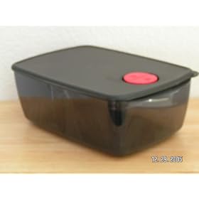 Tupperware Rock 'N Serve Large Deep by Tupperware