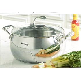Tupperware Chef Series 8 Quart Stockpot by Tupperware