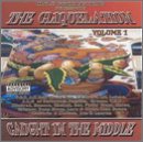 The Cliquelation, Vol. 1: Caught in the Middle