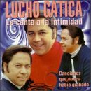 Le Canta A La Intimidad