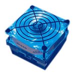 Elektronik und Foto: Akasa AK-824CU-BL CrystalBlue CPU K�hler f�r SocketA 80x80x25mm 2500RPM 31.37CFM 27.85dB(A)