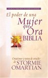 Biblia El poder de una mujer que ora NVI: Oraciones y ayudas de estudio de Stormie Omartian