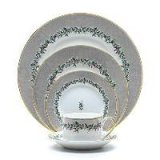 Vera Wang Holly Wreath Teasaucer Only/5-01196-2603