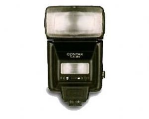 Rohlinge: Yashica TLA 360 Kompakt-Blitz Blitzger�t