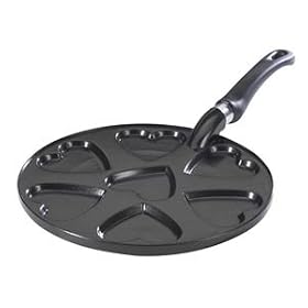 Nordicware Heart Cake Pan by Nordicware