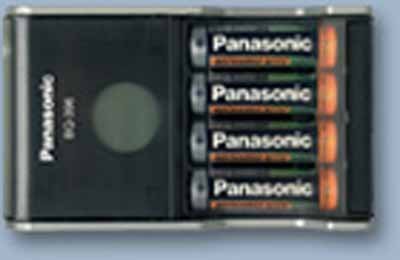 Kamerazubeh&ouml;r: BQ-396 incl. 4x2600mAh Akkus