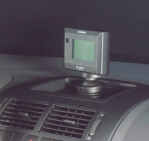 Elektronik und Foto: ARAT Navigationshalterung f�r VW Polo ab Bj. Nov. 01