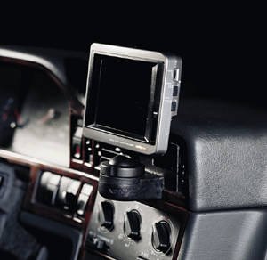 Elektronik und Foto: ARAT Navigationshalterung f�r VOLVO 850 ab Bj. 91 bis 96