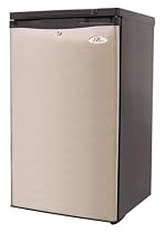 Sunpentown Freezer