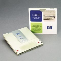 Heimkinosysteme: Hewlett-Packard REW 1024 B/ S MO Cartridge 1,3GB