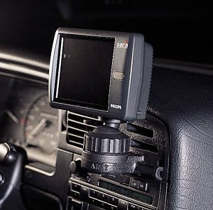 Elektronik und Foto: ARAT Navigationshalterung f�r VW Passat ab Bj. 93 bis 96