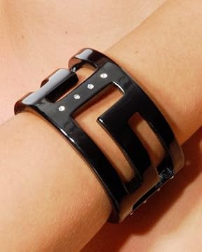 bebe.com : Plastic Cut-Out Bangle from bebe.com
