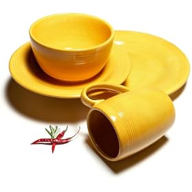 Pinzon 4-Piece Dinnerware Placesetting, Service for 1, Daisy Yellow by Pinzon