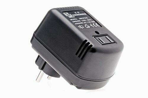 MP3 Player: MW 2 P 045 Spannungswandler von AC 220V auf 110V / 45W