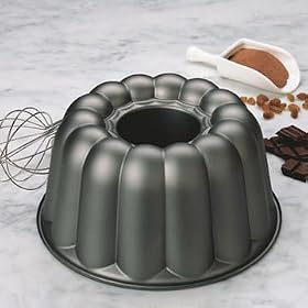 Kaiser Bakeware La Forme Nonstick Charlotte Bundform Pan by Kaiser
