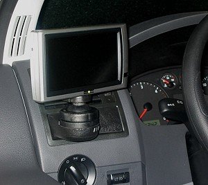 Elektronik und Foto: ARAT Navigationshalterung f�r VW T5 Transporter ab Bj. 03