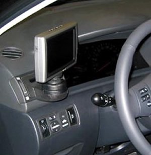 Elektronik und Foto: ARAT Navigationshalterung f�r TOYOTA Corolla ab Bj. 01