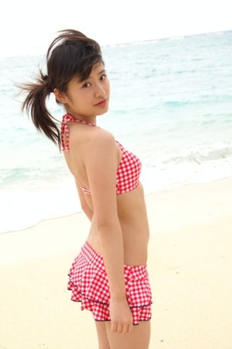 近野成美