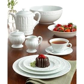Bernardaud Louvre Coffeepot, 34 oz. by Bernardaud