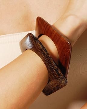 bebe.com : Square Wood Bangles from bebe.com