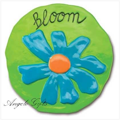 "Bloom" Garden Stepping Stone