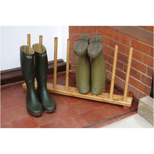 8 peg pine wellington boot rack showing two pairs of wellies