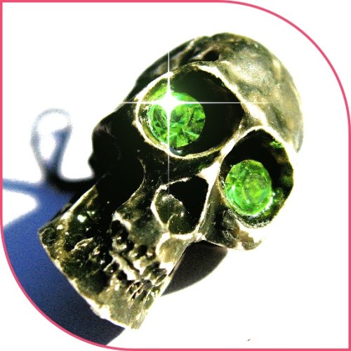 Handys ohne Vertrag: Gothic Handyschmuck: Sch�del mit gr�nen Kristallen