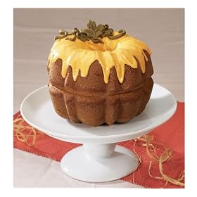 Bundt 3-D Pumpkin Cake Pan with Mix by Homevisions