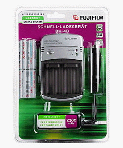 Festnetztelefone: Fuji BK-4B Ladeger�t inkl. Akkus