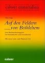 Die drei Weihnachtssingspiele f�r Kinderkirche und Grundschule  dieses Bandes eignen sich als idealer Mittelpunkt der Weihnachtsfeier in Schule und Gemeinde. Sie bestehen jeweils aus einer Spielszene und mehreren Chorliedern und dauern etwa 20 Minuten. Neben einer abwechslungsreichen, flotten Darbietung bietet diese Kombination den Vorteil, dass fast beliebig viele Kinder verschiedener Altersstufen teilnehmen k�nnen. Die kurzen Lieder und Texte sind leicht zu erlernen und �berfordern auch unge�bte S�nger nicht. Die �lteren Kinder �bernehmen die kurz gefassten Rollen und eine Sprecherin bindet die Lieder und Spielszenen durch eine Rahmenerz�hlung zusammen. Die ausformulierte Kurzpredigt unterstreicht die Botschaft des Spiels und bezieht die erwachsenen Besucher mit ein. Die beiliegende CD enth�lt alle Lieder in einer vollst�ndigen, von einem Kinderchor gesungenen Fassung sowie in einer Instrumentalfassung als Begleitmusik f�r die Auff�hrung
