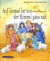 Dieses Krippenspiel richtet sich an alle, die in der Gemeinde, im Kindergarten und in der Schule die Biblische Geschichte von Jesu Geburt neu erz�hlen, singen und spielen wollen. Auf der gleichnamigen CD finden sich neben den Liedern auch die jeweiligen Playbackfassungen f�r die Auff�hrung.