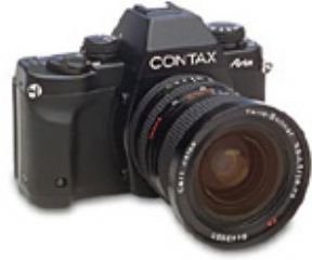 Camcorder: Contax ARIA Spiegelreflex 135 mm Kamera