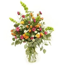 Flower arrangement Orange spray rose