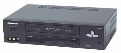 Digitalkameras: Daewoo V-737 VHS-Videorekorder schwarz