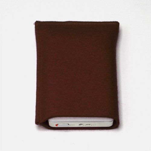 Projektoren: PULL-i Schutzh�lle braun f�r Apple iPod 3. und 4. Generation bis 30GB