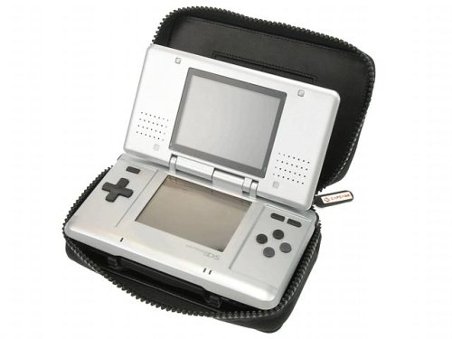 Camcorder: Capdase Nylontasche f�r Nintendo DS mit Clip