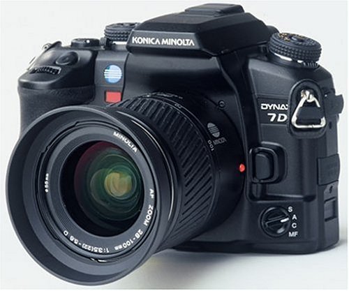Kompaktanlagen: Konica Minolta Dynax 7D SLR-Digitalkamera (6 Megapixel) inkl. AF 18-200 mm und 1GB CF Karte