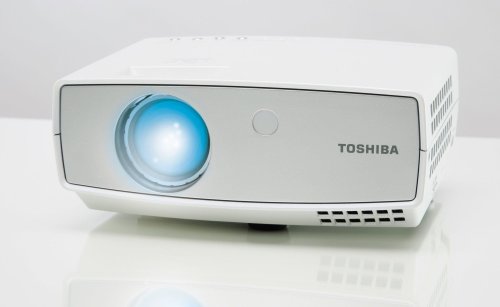 Toshiba FF1 LED PROJEKTOR 800X600 SVGA (Kontrast 1500:1)