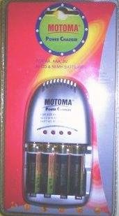 MP3 Player: MOTOMA Power Charger + 4 X 2700mAh Mignon AA Akku