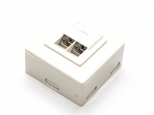 NoteBook: Netzwerkdose CAT6 voll geschirmt Aufputz+Unterputz